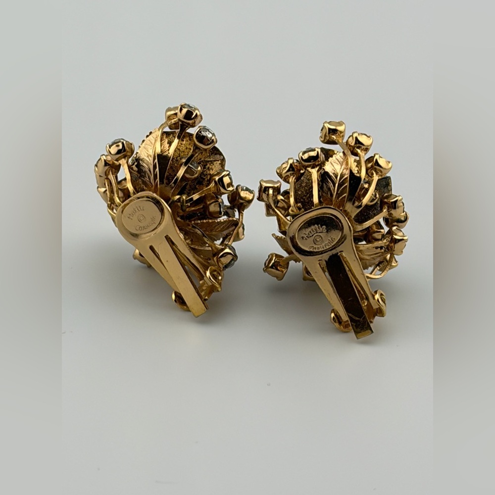 RARE Vintage Hattie Carnegie Rose Bouquet Brooch & Rose Earrings Set - Picture 4 of 4